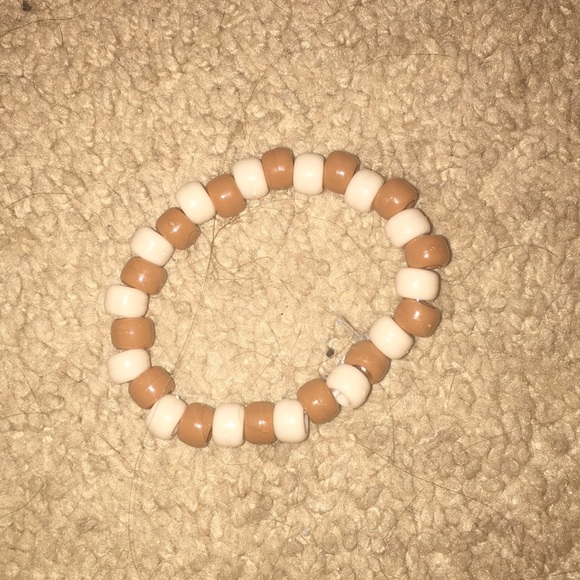 Jewelry - Brown and tan bracelet